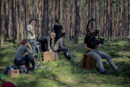 Filmteam im Wald bei Werbefilm Shooting von Silly Berlin.
